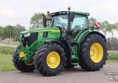 John Deere 6R 215