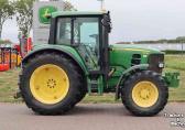 John Deere 6230