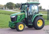 John Deere 3046R
