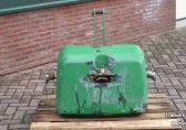  FRONTGEWICHT 900 KG