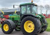 John Deere 7810
