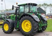 John Deere 6R250