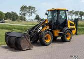 JCB 409