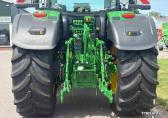 John Deere 6R215