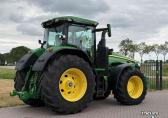 John Deere 8R370