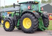 John Deere 6R 215