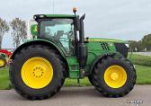 John Deere 6175R